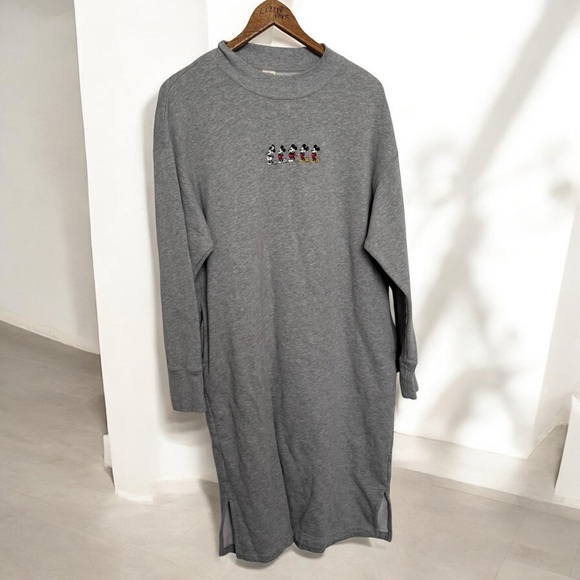 Uniqlo Gray Long Sleeve Mickey Mouse sweater Dress Streetwear Disney L - Picture 1 of 7